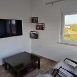 Apartamento Aksa Residences Vir