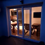 Aksa Residences Apartamento