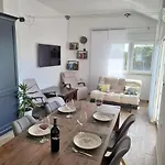 Apartamento Aksa Residences *