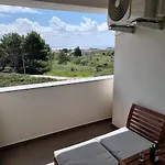 Aksa Residences Apartamento *