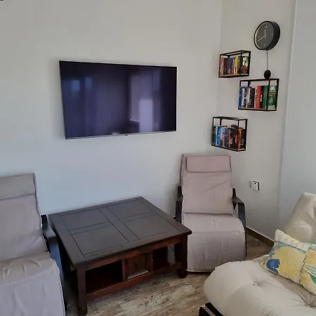 Aksa Residences Apartament Vir