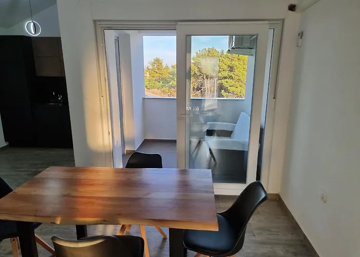 Aksa Residences Apartmán *