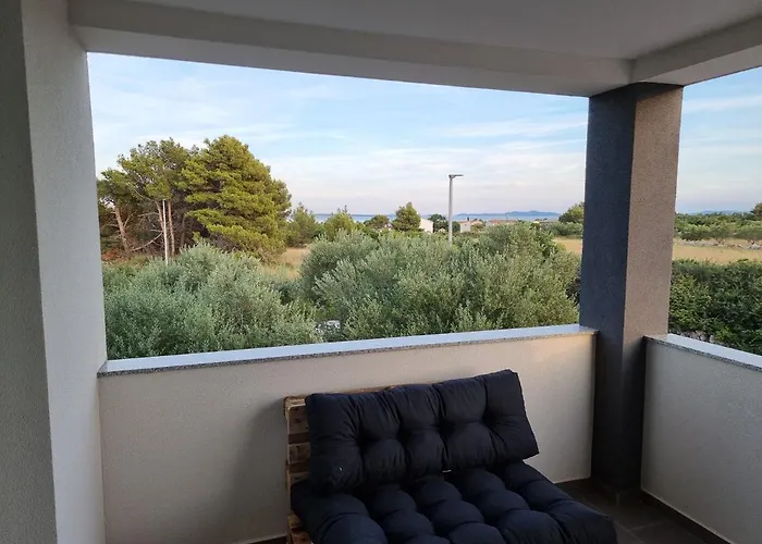 Aksa Residences Apartmán Vir