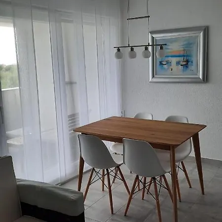 Aksa Residences Vir