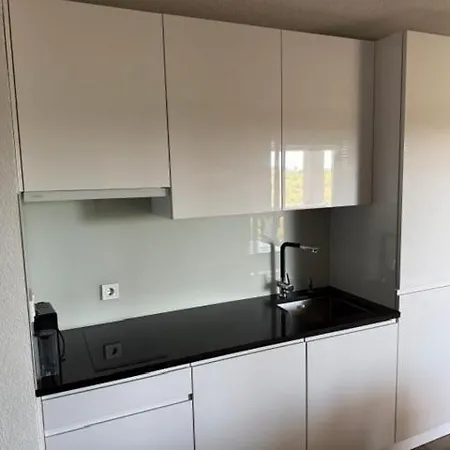 Aksa Residences * 维尔